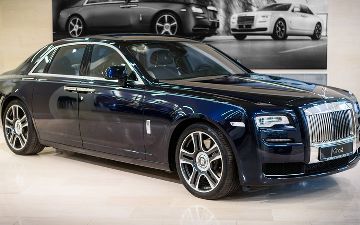 Почувствуйте себя миллионером: десять функций Rolls Royce, которые делают эти машины особенными<br>