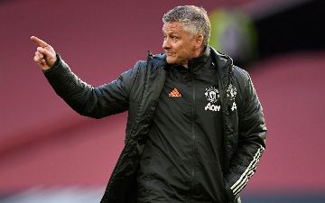 Главный тренер «МЮ» прокомментировал критику по отношению к Роналду