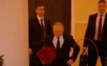 Экс-охранник Путина, отвечавший за «ядерный чемодан», пытался покончить с собой