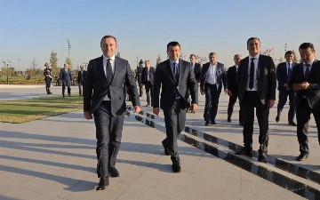 Премьер-министр Грузии прибыл в Узбекистан