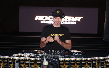 Взрывная атмосфера от бренда ROCKSTAR: в Фергане и Бухаре прошел ROCKSTAR DJ FEST