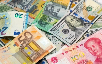 Курсы на 19 апреля: подешевели все валюты, кроме фунта