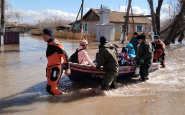 Паводки в Казахстане: число эвакуированных превысило 100 тысяч