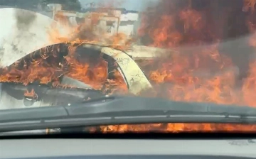 На одной из улиц Ташкента сгорела Chevrolet Lacetti