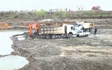 В Самарканде незаконно добывали песок и гравий: ущерб составил почти 140 млрд сумов