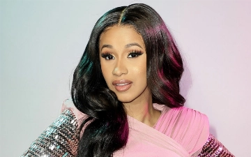 Суд присяжных признал рэпершу Карди Би невиновной