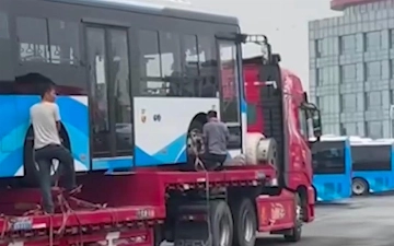 Andijonga Xitoydan 60 ta elektrobus olib kelinmoqda