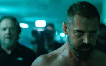 Расселл Кроу возвращается на ринг в трейлере драмы «Зверь»