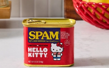 Hello Kitty выпустила коллаборацию с брендом консервированного мяса Spam