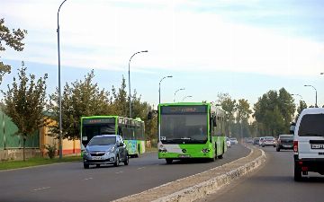 В столице произошло столкновение двух автобусов
