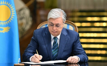 Токаев подписал указ о «золотых визах» в Казахстане