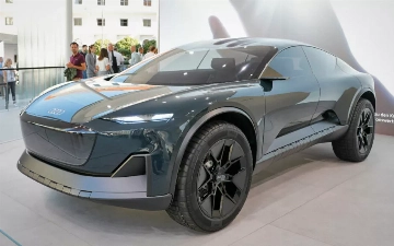Audi презентовал концепт-кар с прозрачной радиаторной решеткой и платформой для груза