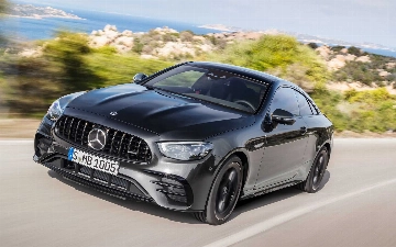 Заряженный кабриолет Mercedes-AMG CLE заметили на дорожных тестах