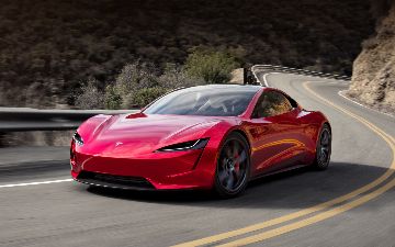 Tesla Roadster в прямом смысле будет «летать»