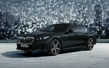 BMW 5-Series и i5 получили новую версию