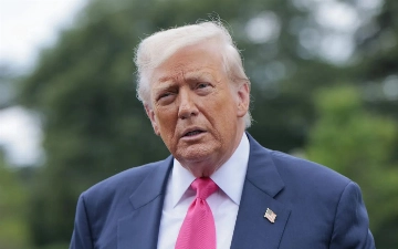 Трамп заявил, что США дали Ирану недельный перерыв в переговорах из-за похорон Али Хаменеи