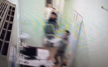 В Ташкенте разъяренный пациент швырнул стул в женщину-врача