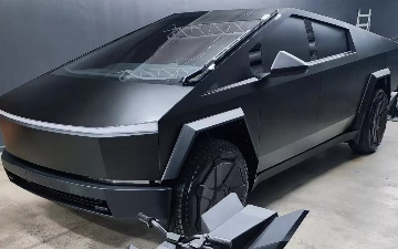 Tesla официально показала матово-черный Cybertruck