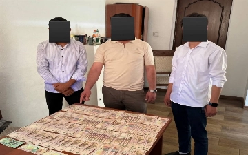 В Самарканде сотрудник «Ипотека банка» попался на взятке, пообещав 700 млн кредита