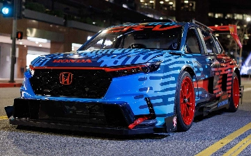 Honda презентовала «дикий» CR-V Hybrid Racer