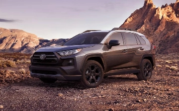 Toyota обновит RAV4 еще один раз