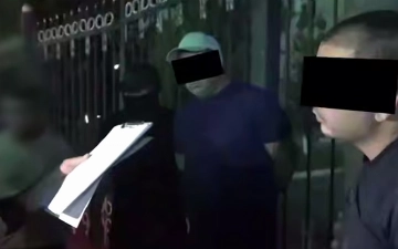 Под Ташкентом сотрудников органов прокуратуры поймали на крупной взятке