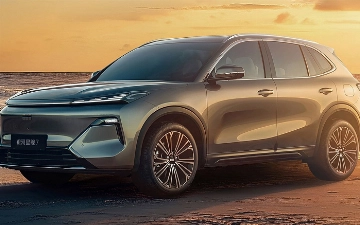 Geely Galaxy Starship 7: гибридный кроссовер с запасом хода до 2 400 км