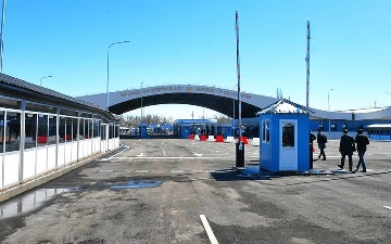 Казахстан открыл автомобильные пункты пропуска на границе с Узбекистаном
