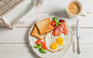 Утренняя пища: в какое время лучше всего завтракать?