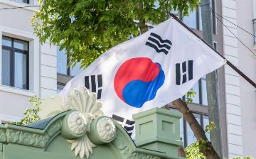 Южная Корея прилагает усилия по восстановлению связи с КНДР