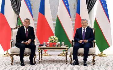 Экономика, машиностроение и туризм: Шавкат Мирзиёев провел переговоры с премьером Чехии