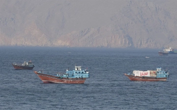 Иран впервые получил доход от прохода судов через Ормузский пролив