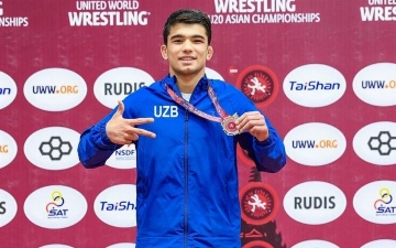 Узбекский борец Улугбек Рашидов вновь стал чемпионом Азии