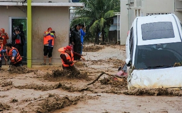 Обрушившийся на Шри-Ланку циклон «Дитва» унес жизни более 120 человек