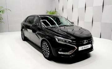 В России показали самую дорогую LADA e-Aura