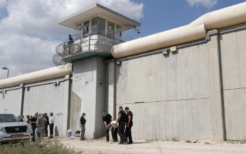 Около 2 тысяч палестинцев выпустят из тюрем Израиля в рамках сделки с ХАМАС