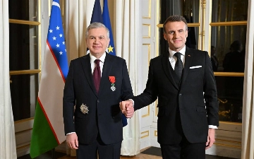 Shavkat Mirziyoyev Fransiyaning Faxriy legion ordeni bilan taqdirlandi