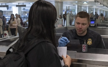 США могут обязать туристов предоставлять данные из соцсетей 