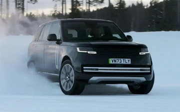 Land Rover тестирует новейший Range Rover