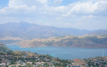 Между Ташкентом и Чарваком намерены построить платную трассу