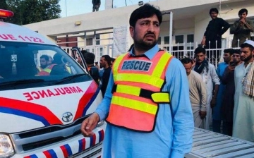 Террорист-смертник взорвался на съезде партии в Пакистане, погибли более 40 человек (видео)