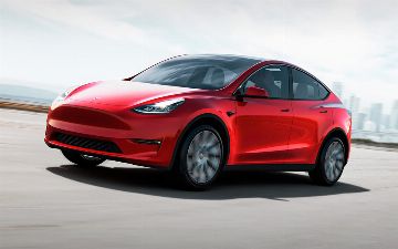 Tesla втайне отзывает Model Y