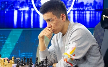 Шахматист Нодирбек Абдусатторов занял третье место на Champions Chess Tour