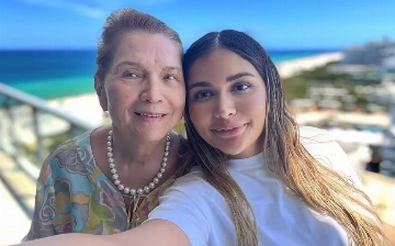 Марьям Тилляева почтила память деда Ислама Каримова в Самарканде