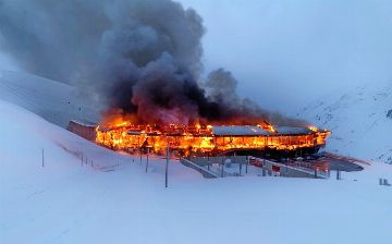 В Альпах сгорел легендарный автомобильный музей