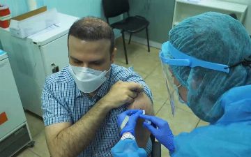 Стало известно, какой вакциной привился глава представительства ЮНИСЕФ в Узбекистане