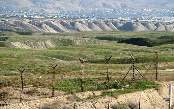 На кыргызско-узбекской границе произошла стычка: еще утром главы обоих государств обсуждали демаркацию границ
