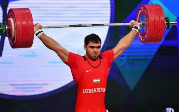 Узбекистанец Акбар Джураев завоевал золотую медаль Чемпионата мира по тяжелой атлетике&nbsp;