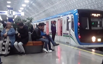 Toshkent metropolitenida nosozlik yuz berdi — video