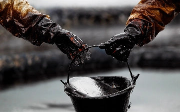 За четыре месяца в Узбекистане добыли почти 260 тысяч тонн нефти
